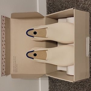 NWT Retired Rothy's Slip on Sneakers